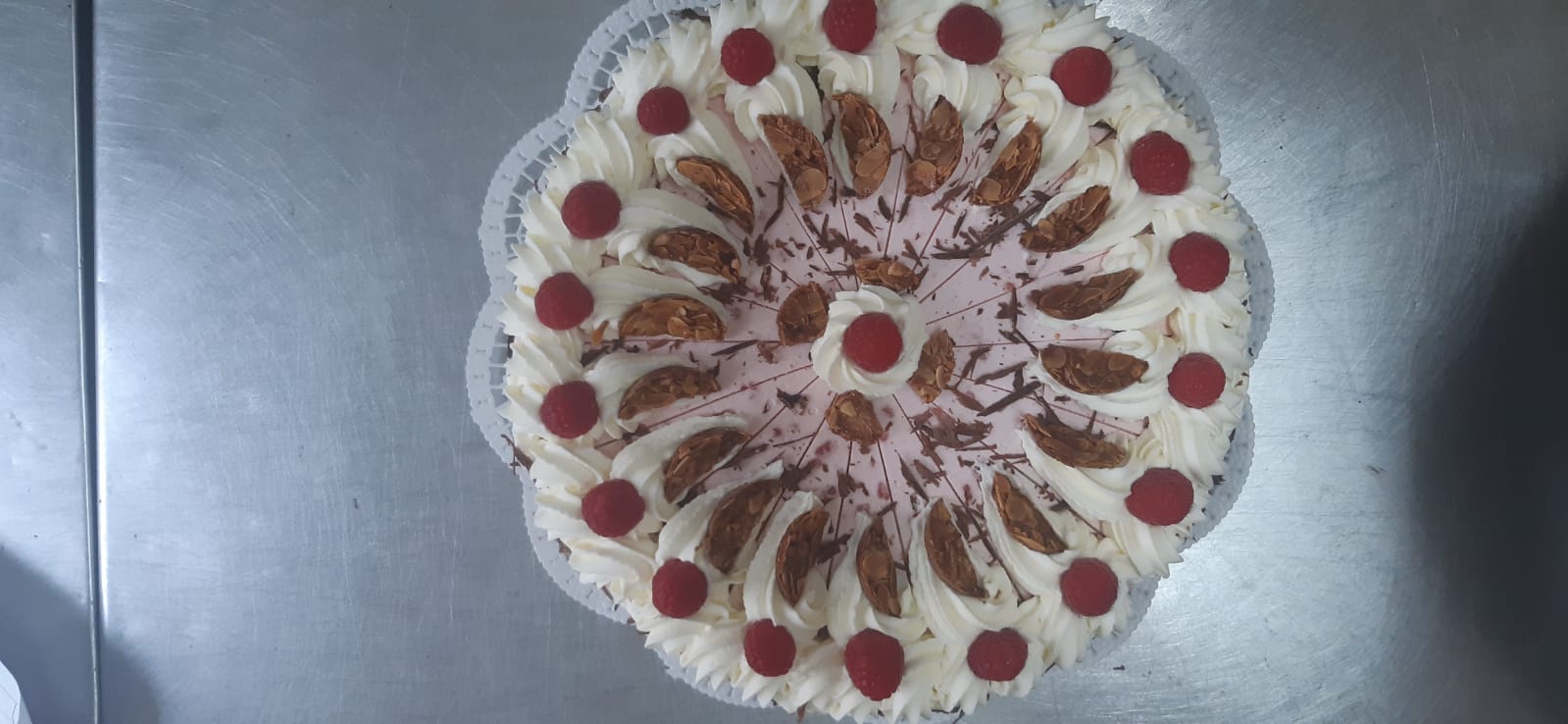 Himbeer- Sahnetorte