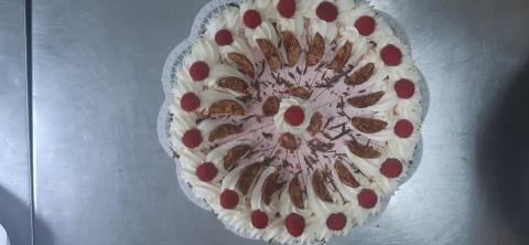 Himbeer- Sahnetorte